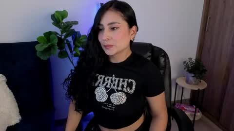 Aleja  online show from April 25, 10:29 pm