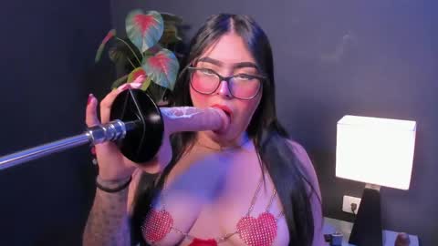 amywhitte_ online show from April 22, 3:47 am