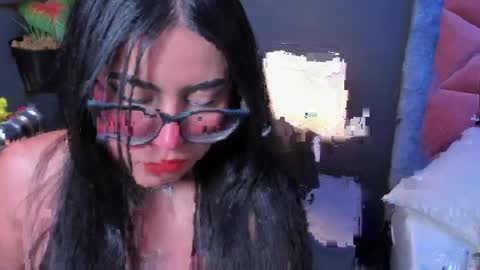 amywhitte_ online show from April 8, 4:03 am