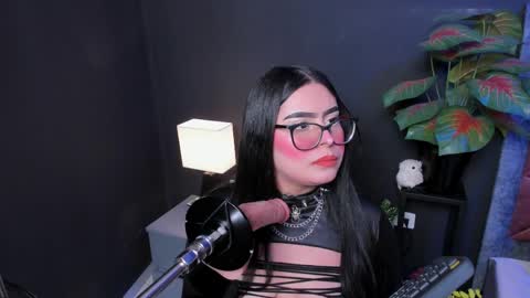 amywhitte_ online show from April 3, 3:48 am