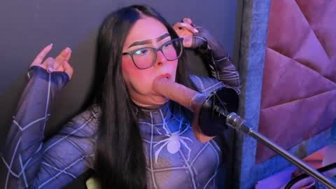 amywhitte_ online show from April 23, 3:58 am