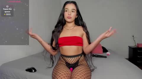 Amyy online show from April 25, 11:35 pm