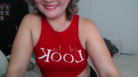 Snapshot of ana_hotmilf chatting on February 1, 1:30 pm Ana online show from February 1, 1:30 pm