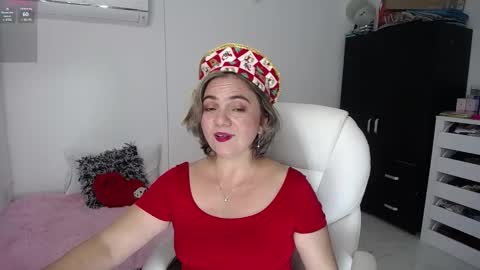Snapshot of ana_hotmilf chatting on December 24, 10:28 pm Ana online show from December 24, 10:28 pm