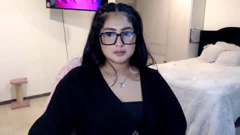 Ana Ricciardi online show from January 18, 2:41 am