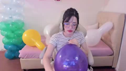 Im anna but you can call me as you want online show from July 23, 1:58 am