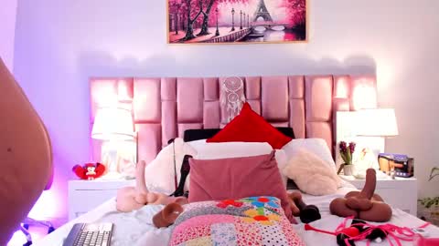 anaa_bellaa online show from September 26, 2:04 pm