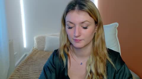 anaayss online show from February 4, 6:49 am