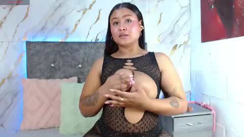 anabelle bluee10 online show from April 25, 6:27 pm