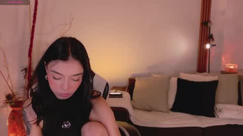 ANABEL WOLF  online show from April 27, 4:04 pm