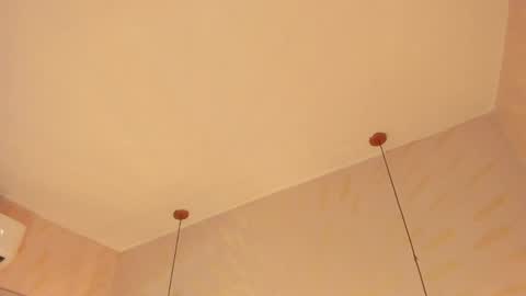 Anna online show from April 4, 11:31 am