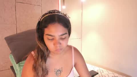 Anna online show from April 22, 11:51 am