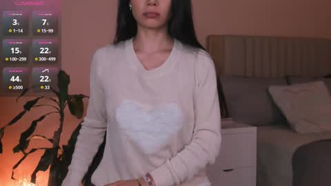 Snapshot of anahenao chatting on February 19, 11:25 pm Ana Henao or Annie... Follow me ahenaocb Insta X online show from February 19, 11:25 pm