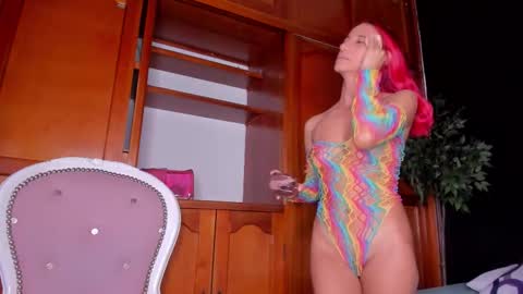 Anahi online show from November 13, 3:49 am