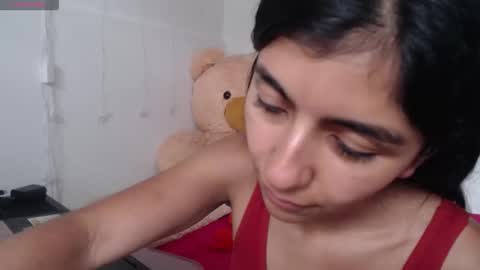 Anahi Browns online show from January 5, 6:00 pm