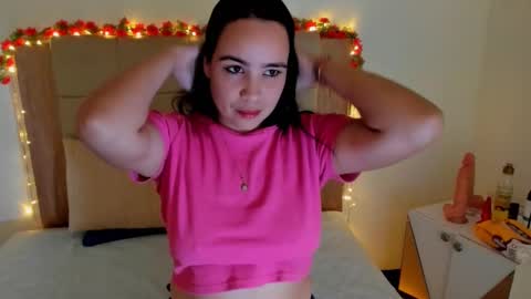 ANAIS EVANZ  online show from February 7, 7:06 pm