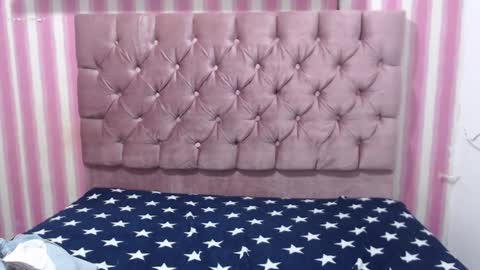 analiss_19 online show from March 4, 8:15 pm