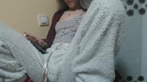 Snapshot of analove200 chatting on February 1, 5:18 am analove200 online show from February 1, 5:18 am