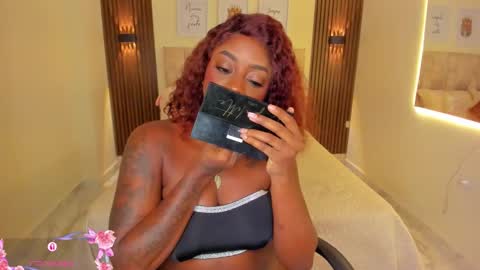 A N A  my connection hours are from 600 pm to 12 pm Colombian time online show from October 10, 1:54 am