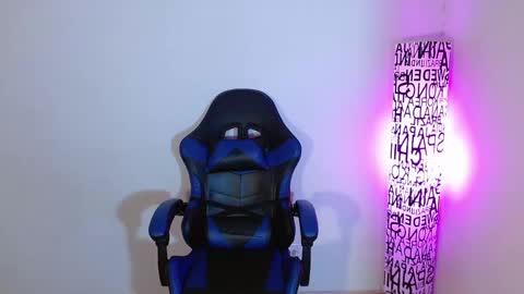 Snapshot of anarosse__ chatting on October 5, 2:49 am ana 3 online show from October 5, 2:49 am