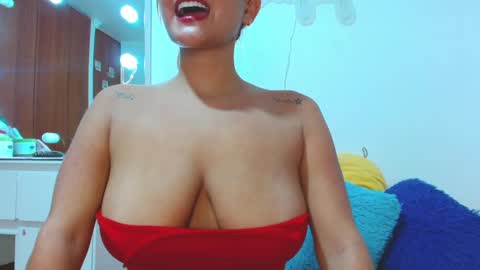 Snapshot of anastasia_malcova chatting on February 3, 1:19 am anastasia malcova online show from February 3, 1:19 am