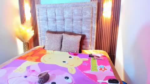 Snapshot of anastasiataylor_ chatting on March 4, 3:11 am Ana 3 online show from March 4, 3:11 am
