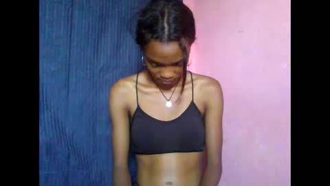 andohh237973 online show from October 29, 1:26 pm