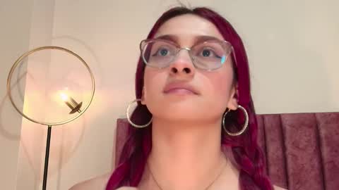 Andra Cyrus online show from November 6, 11:49 am