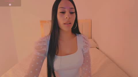 andreita__bustamante online show from January 4, 10:55 pm