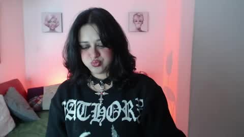 andy_eagleton_20 online show from March 31, 3:17 am