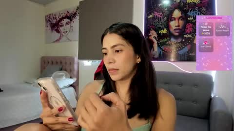 Andrea online show from December 1, 8:55 pm