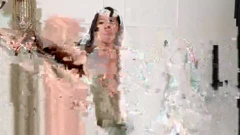 Anell online show from April 24, 8:33 pm