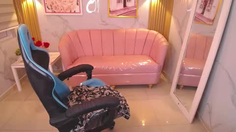 angel09 a online show from November 14, 12:49 pm