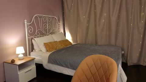 Grace online show from April 29, 5:43 am