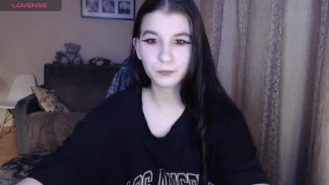 Angel online show from April 29, 3:37 pm