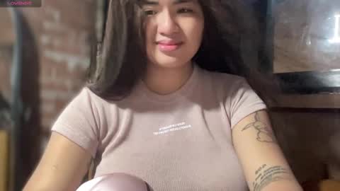 Snapshot of angel_kianna chatting on February 22, 9:12 am callmekianna online show from February 22, 9:12 am