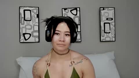 Angel online show from December 20, 5:28 pm