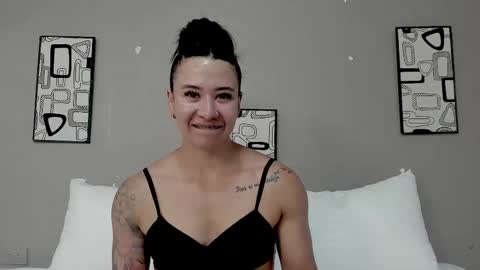 Angel online show from November 5, 9:31 pm