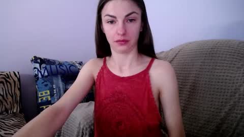 Snapshot of angel_zoe77 chatting on October 9, 9:24 am Zoe online show from October 9, 9:24 am