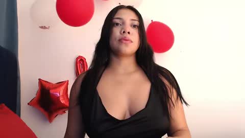 Snapshot of angela_santana_ chatting on February 14, 10:07 am Angela online show from February 14, 10:07 am