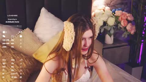 Mary online show from April 24, 1:14 pm