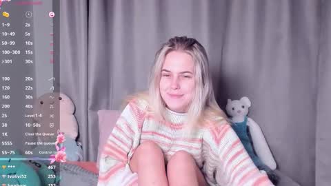Snapshot of angelanty chatting on October 17, 3:26 pm Darsi Anty online show from October 17, 3:26 pm