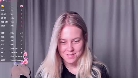Snapshot of angelanty chatting on September 11, 3:12 pm Darsi Anty online show from September 11, 3:12 pm