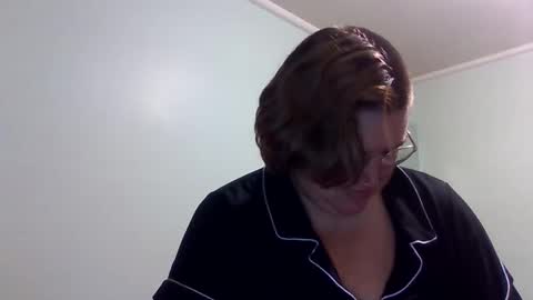 Angel online show from February 6, 9:45 am