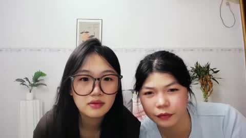 angelbowman online show from May 18, 3:40 pm