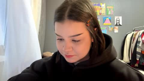 angelcatier online show from April 26, 4:16 pm