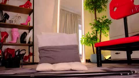      ONLINE   1100-1600 3 GMT Moscow time online show from March 25, 6:49 am