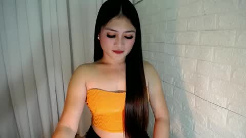 Snapshot of angelic_girlxx chatting on February 7, 1:01 pm Angie online show from February 7, 1:01 pm
