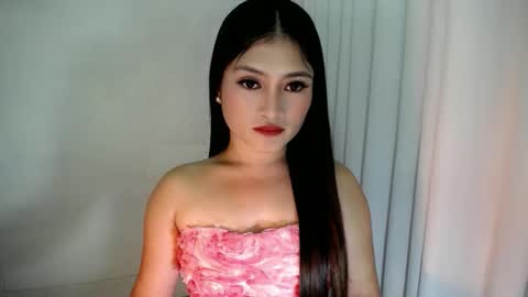 Snapshot of angelic_girlxx chatting on February 13, 10:11 pm Angie online show from February 13, 10:11 pm