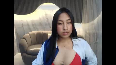 Snapshot of angelica_1r_ chatting on October 21, 3:32 am Angelica online show from October 21, 3:32 am